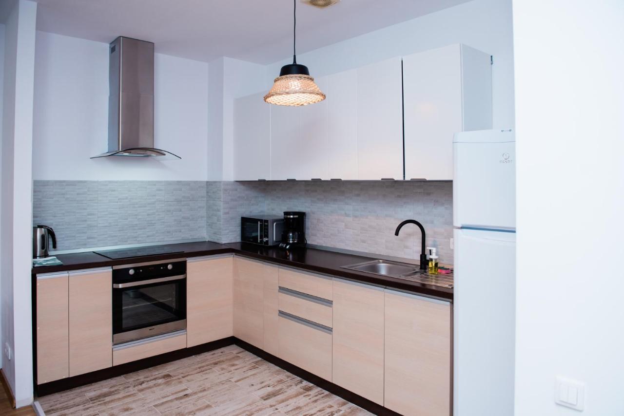 Nature Escape Apartment Braşov Buitenkant foto